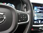 Volvo V60 2.0 B3 Momentum Business - RIJKLAARPRIJS - All Seasonbanden - Achteruitrijcamera - Elektrisch Glazen Schuif-/Kanteldak - Apple Carplay - Android Auto