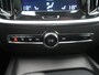 Volvo V60 2.0 B3 Momentum Business - RIJKLAARPRIJS - All Seasonbanden - Achteruitrijcamera - Elektrisch Glazen Schuif-/Kanteldak - Apple Carplay - Android Auto