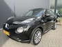 Nissan Juke 1.2 DIG-T S/S Connect Edition Achteruitrijcamera - Navigatie - Rondomzicht camera - Stoelverwarming - Airco - Cruise control - Bluetooth - Dodehoek detector - Keyless entry - Licht metalen velgen 17 inch - Led verlichting - Mistlampen - Start/stop systeem - Stuur leder - Stuur multifunctioneel - Extra getint glas achter - Elektrische ramen