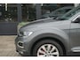 Volkswagen T-Roc 1.5 TSI Sport | LED | ACC | Camera