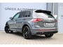 Volkswagen Tiguan 1.4 TSI eHybrid 245PK | R LINE | BLACK STYLE | LEDER | CAMERA | PANO | IQ LED MATRIX | 20" | CARPLAY | VOL!