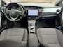Toyota Auris Touring Sports 1.8 Hybrid Aspiration | 2e eigenaar | Automaat | Trekhaak | Airco | Navigatie | Cruise control | Achteruitrijcamera | APK tot 01-03-2027 | NAP |
