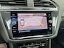 Volkswagen Tiguan 1.5 TSI R-LINE BUSINESS+ I AUTOMAAT I TREKHAAK I P-CAMERA I SCHUIF/KANTELDAK I ADAPTIVE CRUISE CONTROL