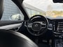 Volvo V90 2.0 T4 R-Design | Trekhaak | Stoelverwarming V+A | Adaptieve cruise | Standkachel | Stuurverwarming | BLIS | Parkeersensoren V+A | Elektr. bedienbare achterklep |