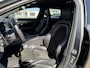 Volvo V90 2.0 T4 R-Design | Trekhaak | Stoelverwarming V+A | Adaptieve cruise | Standkachel | Stuurverwarming | BLIS | Parkeersensoren V+A | Elektr. bedienbare achterklep |