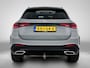 Mercedes-Benz GLC 300 e 4MATIC AMG Plug-In Hybride AMG line | Night Pakket | Trekhaak | Panorama Schuif-Kanteldak | 20 Inch AMG Velgen | Memory Voorstoelen. Inclusief 24 maanden Mercedes-Benz Certified garantie voor Europa.