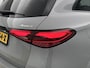 Mercedes-Benz GLC 300 e 4MATIC AMG Plug-In Hybride AMG line | Night Pakket | Trekhaak | Panorama Schuif-Kanteldak | 20 Inch AMG Velgen | Memory Voorstoelen. Inclusief 24 maanden Mercedes-Benz Certified garantie voor Europa.