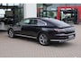 Volkswagen Arteon 1.4 TSI eHybrid R-Line Business+ camera side assist discover pro navigatie LED IQ Matrix ACC leder alcantara digital cockpit pro 4x stoelverwarming travel assist light assist draadloos carplay zwarte dakhemel keyless go spraak bediening draadloos laden