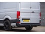 Volkswagen Crafter 35 2.0 TDI L3H3 75 EDITION 177PK AUT. LED, LEDER, TREKHAAK, ERGO ACTIVE GEVEERDE STOEL, STUURVERWARMING, STOELVERWARMING, VOORRUITVERWARMING, ADAPT. CRUISE, CAMERA, NAVI, CLIMA, NL AUTO, NAP