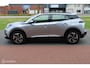 Peugeot e-2008 EV Allure 50 kWh, PDC voor/achter + Camera, App Connect, Clima, Navi, Cruise, 17 inch Lmv.