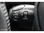 Peugeot e-2008 EV Allure 50 kWh, PDC voor/achter + Camera, App Connect, Clima, Navi, Cruise, 17 inch Lmv.