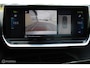 Peugeot e-2008 EV Allure 50 kWh, PDC voor/achter + Camera, App Connect, Clima, Navi, Cruise, 17 inch Lmv.