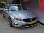 Volvo V60 2.0 T3 R-DESIGN | XENON | TREKHAAK | 18" | DEALER O-H | 1e EIG | ALL-SEASON!!