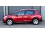 Peugeot 2008 1.2 - 110pk PureTech Blue Lion | RIJKLAAR & RIEM v.v. ! | Lage KM NAP | Trekhaak | Hoge Zit | Zuinig |