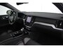 Volvo V60 T6 Plug-in hybrid AWD Plus Dark | Trekhaak | 360 graden camera | Verwarmbare voorstoelen en stuurwiel | Premium audio by Harman Kardon | Apple carplay/Android auto | Verwarmbare achterbank en voorruit