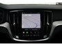 Volvo V60 T6 Plug-in hybrid AWD Plus Dark | Trekhaak | 360 graden camera | Verwarmbare voorstoelen en stuurwiel | Premium audio by Harman Kardon | Apple carplay/Android auto | Verwarmbare achterbank en voorruit