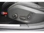 Volvo V60 T6 Plug-in hybrid AWD Plus Dark | Trekhaak | 360 graden camera | Verwarmbare voorstoelen en stuurwiel | Premium audio by Harman Kardon | Apple carplay/Android auto | Verwarmbare achterbank en voorruit