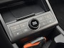 Hyundai Kona Electric Premium 65.4 kWh / Automaat / Stoel verwarming voor en achter / Apple Carplay/Android Auto / Stoelverkoeling voor/ Stuurverwarming /