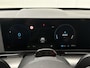 Hyundai Kona Electric Premium 65.4 kWh / Automaat / Stoel verwarming voor en achter / Apple Carplay/Android Auto / Stoelverkoeling voor/ Stuurverwarming /
