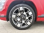 Hyundai Kona Electric Premium 65.4 kWh / Automaat / Stoel verwarming voor en achter / Apple Carplay/Android Auto / Stoelverkoeling voor/ Stuurverwarming /