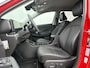 Hyundai Kona Electric Premium 65.4 kWh / Automaat / Stoel verwarming voor en achter / Apple Carplay/Android Auto / Stoelverkoeling voor/ Stuurverwarming /