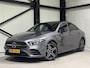 Mercedes-Benz A-klasse 250 e AMG | panorama | navi | sfeer verlichting |