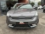 Kia Niro Hybrid 1.6 GDi PHEV DynamicPlusLine // ADAPT. CRUISE // HALF LEDER // DODEHOEK // CAMERA // NAVI+CARPLAY // STUUR+STOELVERWARMING //
