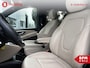 Mercedes-Benz V-klasse 300d Lang DC Avantgarde AMG Line 2X Schuifdeur Leer 25.000KM! | 360 Camera | Apple CarPlay | Cruise Control | DAB Audio