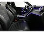 Mercedes-Benz GLC 300e 4MATIC AMG Line / GLC63s AMG diffuser / Panamericana Grille / Achterasbesturing / Panoramadak / Luchtvering / Elektr. verstelbare stoelen (memory) / Burmester 3D Surround Sound / Digital Light (laser) / HUD / Rondomzichtcamera / Apple Carplay - Android Auto / Stoelverwarming voor + achter / Ambienteverlichting / 20'' LMV / Dodehoekdetectie / Night pakket