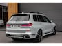 BMW X7 XDrive40d High Executive / HEAD- UP / PANO- DAK / LUCHTVERING / DRIVING ASSISANT / SOFTCLOSE / COMFORT SEATS / ALCANTARA
