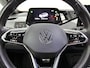 Volkswagen ID.3 First Plus 58 kWh | SoH 87% | Automaat | Steunhaak | Camera | Stoel en Stuurverwarming | Apple Carplay / Android Auto
