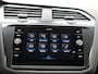 Volkswagen Tiguan 1.4 TSI eHybrid R-Line Business DSG / Panoramadak / Adaptive cruise / Navi / Leer