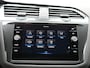 Volkswagen Tiguan 1.4 TSI eHybrid R-Line Business DSG / Panoramadak / Adaptive cruise / Navi / Leer
