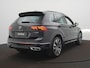 Volkswagen Tiguan 1.4 TSI eHybrid R-Line Business DSG / Panoramadak / Adaptive cruise / Navi / Leer