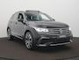 Volkswagen Tiguan 1.4 TSI eHybrid R-Line Business DSG / Panoramadak / Adaptive cruise / Navi / Leer