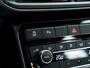 Volkswagen T-Cross 1.0 TSI Style | Trekhaak | Camera | Navigatie | Stoelverwarming | Climate Control | Adaptieve Cruise Control | Parkeersensoren | Dode Hoek Detectie | Metallic Lak | Lichtmetalen Velgen |