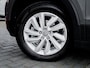 Volkswagen T-Cross 1.0 TSI Style | Trekhaak | Camera | Navigatie | Stoelverwarming | Climate Control | Adaptieve Cruise Control | Parkeersensoren | Dode Hoek Detectie | Metallic Lak | Lichtmetalen Velgen |