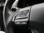 Hyundai Kona Electric EV Fashion 39 kWh / SoH 100% / Warmtepomp / Adaptieve Cruise / Afneembare Trekhaak / HUD / Achteruitrij Camera / 1ste Eigenaar / Dealeronderhouden /