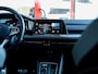 Volkswagen Golf 1.5 eTSI R-Line Business+ | Lapiz Blue | Stoelverwarming | Stuurwiel Verwarmd | IQ Light | Adaptieve Cruise Control | Parkeersensoren | 3x R-Line | Sportstoelen | LED Koplampen | Climate Control |