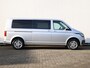 Volkswagen Transporter 2.0 TDI L2 DC Highline 150pk Automaat | Navi | Adaptive cruise control | App-Connect | Camera | LED |  Bijrijdersbank | Glaslook panelen |  Afneembare trekhaak | Betimmering |