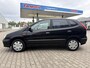 Nissan Almera Tino 1.8 Tekna, climatronic, navi, trekhaak, achteruitrijcamera, trekhaak, nette auto met een nieuwe APK.