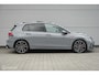Volkswagen Golf 2.0 TSI GTI | IQ.Light | HUD | Pano | Stoelverw en ventilatie | DCC | ACC | Vienna Leder | Stuurwielverw. | Moonstone Grey | Carplay | Trekhaak