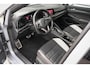 Volkswagen Golf 2.0 TSI GTI | IQ.Light | HUD | Pano | Stoelverw en ventilatie | DCC | ACC | Vienna Leder | Stuurwielverw. | Moonstone Grey | Carplay | Trekhaak