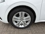 Peugeot 208 1.2 PureTech Signature 83PK Navi,Airco,Cruise,Isofix,Carplay,ElektrRamen+Spiegels,Pdc,Bluetooth,Multi-Stuur,Led