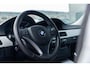 BMW 3-Serie 318i Corporate Lease Luxury Line NAVI LEER ORIGINEEL NL AUTO