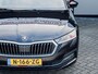 Skoda Octavia Combi 1.0 e-TSI Business Edition Plus | Trekhaak (afneembaar) | Stoelverwarming | Stuurwiel Verwarmd | HUD | Camera | Dode Hoek Detectie | LED Crystal Lightning | Metallic Lak | Lichtmetalen Velgen |