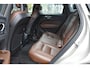 Volvo XC60 T5 AWD Inscription | 1e eigenaar | Stoelverwarming | Adaptieve Cruise Control | Elektrische stoelen met geheugen functie | Elektrische achterklep | Apple CarPlay/AndroidAuto | Navigatiesysteem | BLIS