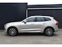 Volvo XC60 T5 AWD Inscription | 1e eigenaar | Stoelverwarming | Adaptieve Cruise Control | Elektrische stoelen met geheugen functie | Elektrische achterklep | Apple CarPlay/AndroidAuto | Navigatiesysteem | BLIS