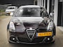 Alfa Romeo Giulietta 1.4 T Distinctive 170PK | DNA | PDC | NW. TURBO & DISTRIBUTIE