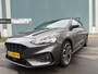 Ford Focus 1.0i EcoBoost ST Line Business 6-Bak 126 PK. Prachtige en als nieuw rijdende auto !!! BTW-auto !!